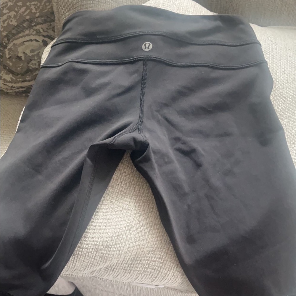 LULULEMON bike shorts size 4